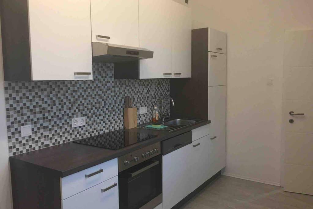 Haus Mit 3 Schlafzimmer Und Garten Amstetten Esterno foto