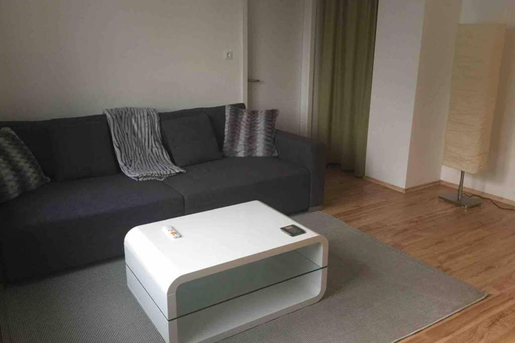 Haus Mit 3 Schlafzimmer Und Garten Amstetten Esterno foto